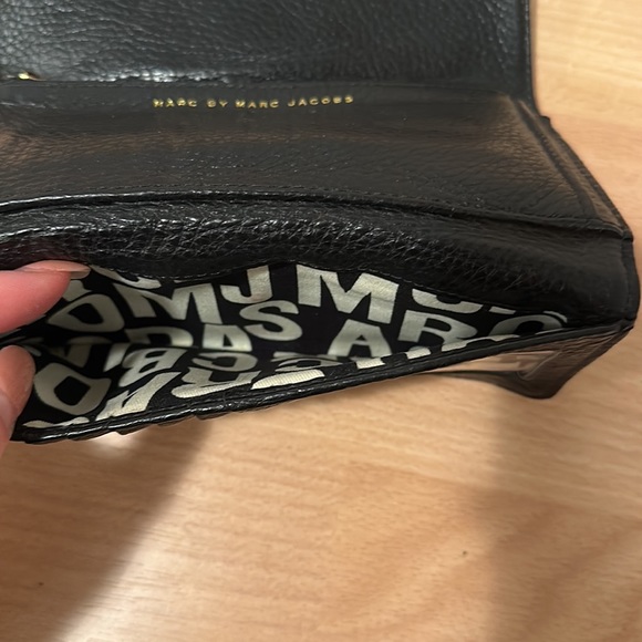 Marc by Marc Jacobs Wallet - Picture 6 of 7